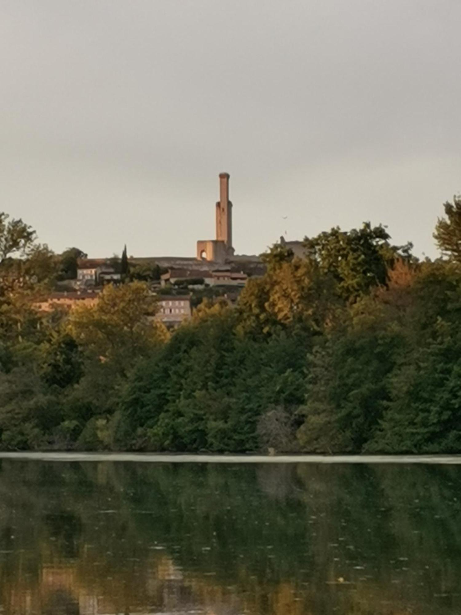 La Planque De L'Eclusier Villa Castelnau-de-Lévis Exteriör bild