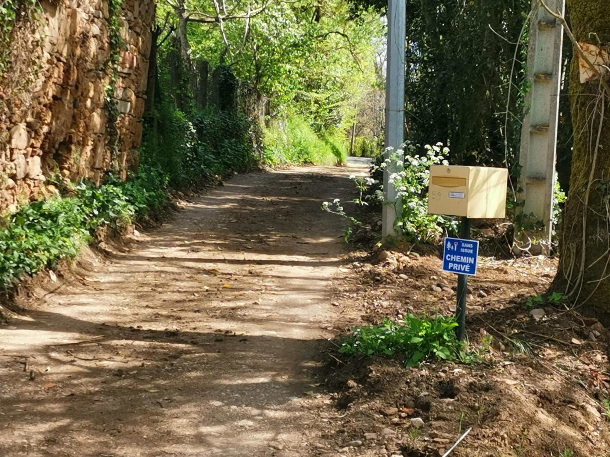 La Planque De L'Eclusier Villa Castelnau-de-Lévis Exteriör bild
